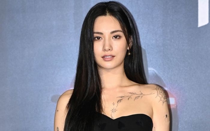 Nana vướng nghi vấn hẹn hò với người mẫu điển trai nhỏ hơn 6 tuổi