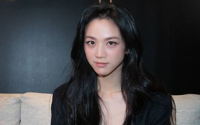 Xôn xao tin đồn Thang Duy mang thai lần hai