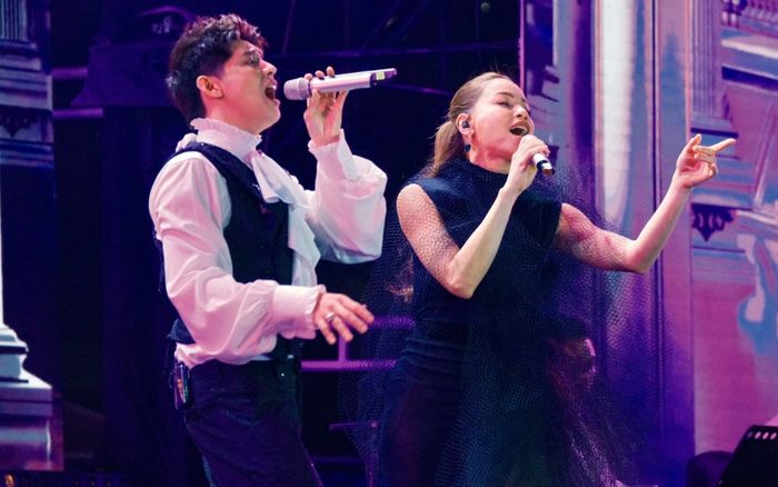 Hồ Ngọc Hà gặp sự cố khi song ca cùng Noo Phước Thịnh, phản ứng gây xôn xao