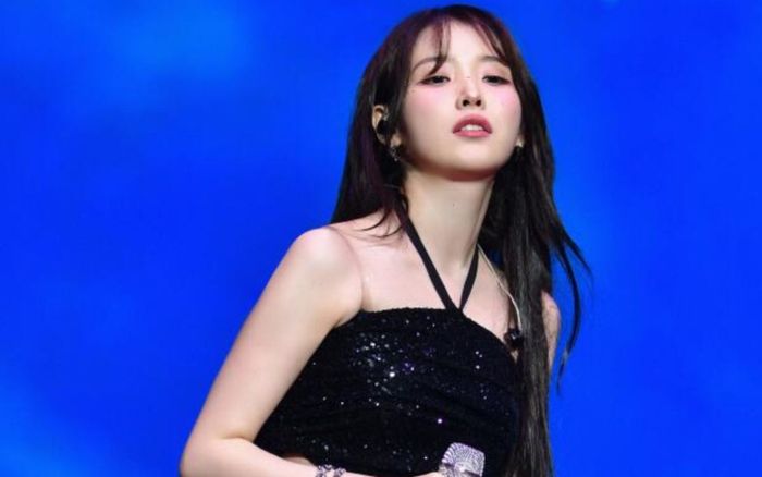 Huyền thoại nhạc Rock 'hốt bạc' gần 2 tỷ đồng nhờ IU