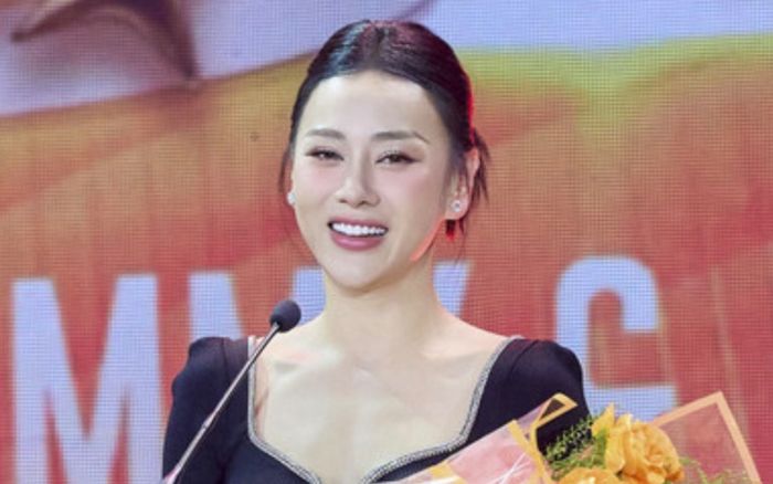 Gió đảo chiều với Phương Oanh