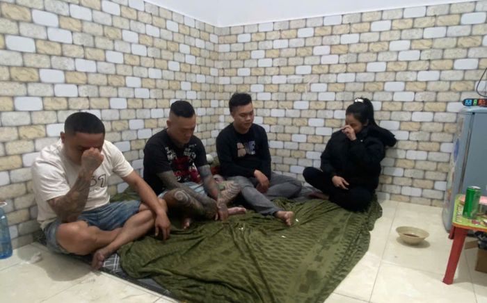 Cô gái SN 2001 rủ 3 nam thanh niên đến phòng trọ rồi thực hiện hành vi đáng xấu hổ