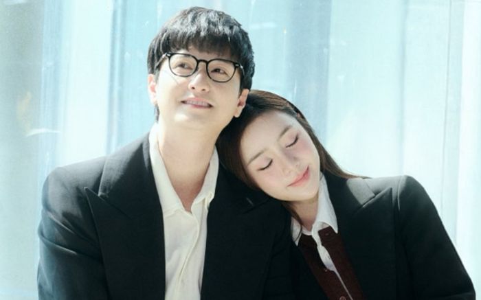 Quỳnh Kool công khai khoe ảnh tình cảm bên Huỳnh Anh