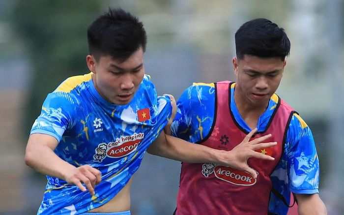 'Báu vật' của bầu Đức thay Đình Bắc rực sáng ở U23 Việt Nam