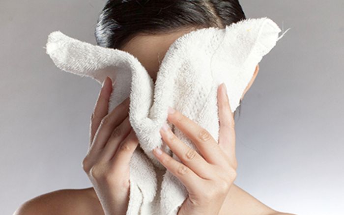 Thói quen tưởng sạch sẽ nhưng lại khiến vi khuẩn sinh sôi gấp 10 lần