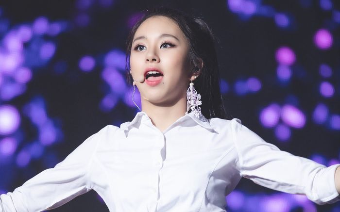 Chaeyoung (TWICE) hoãn lịch xuất cảnh vì vấn đề sức khỏe