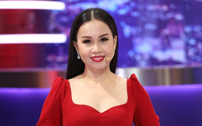 Cẩm Ly hé lộ 'bến đỗ' mới