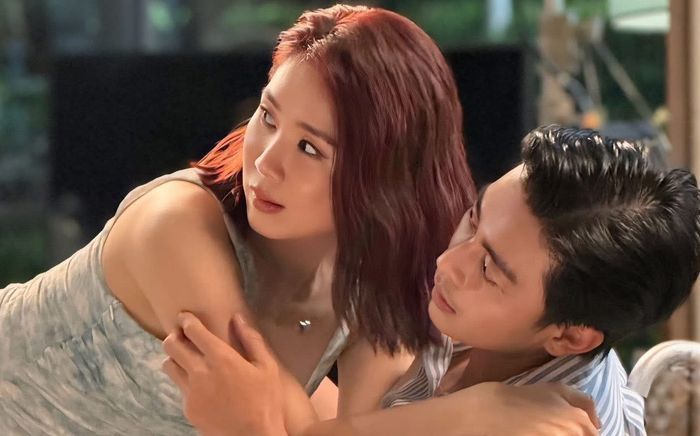 Lê Phương công khai hậu trường cực tình bên Quốc Huy