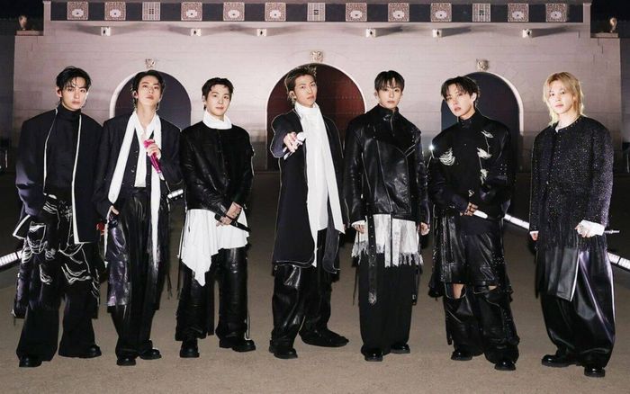 BTS lập cú hat-trick lịch sử tại Anh với album ARIRANG