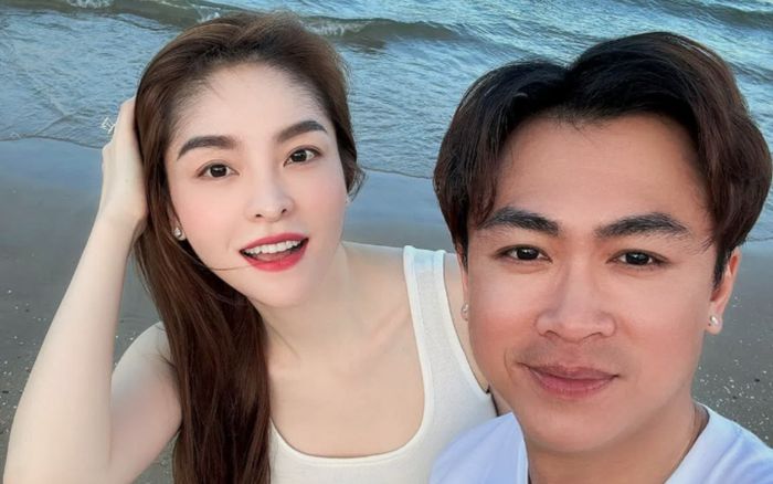 Hồ Việt Trung hạnh phúc khi có con cùng Saka Trương Tuyền