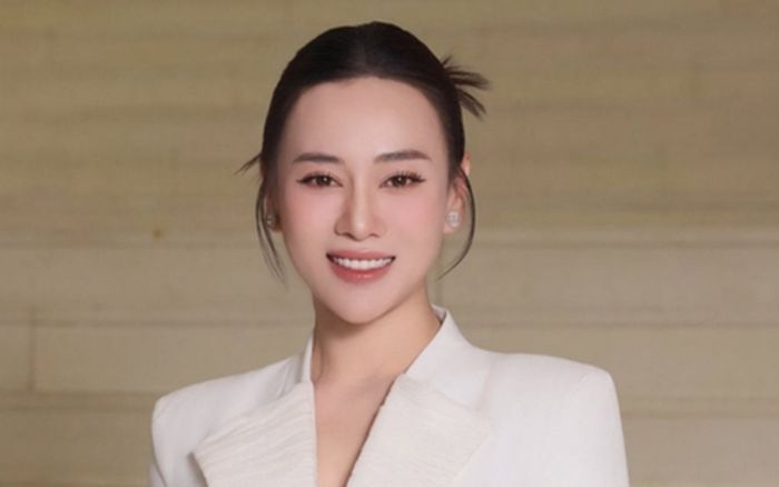 Vui mừng cho Phương Oanh