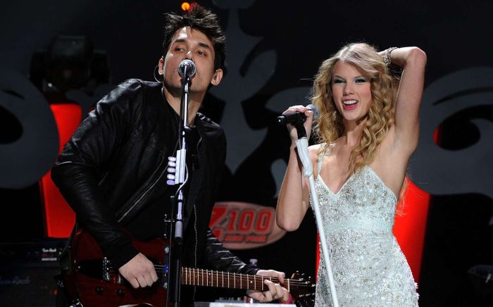 Đi xem ca nhạc, Taylor Swift suýt 'chạm mặt' bạn trai cũ tai tiếng