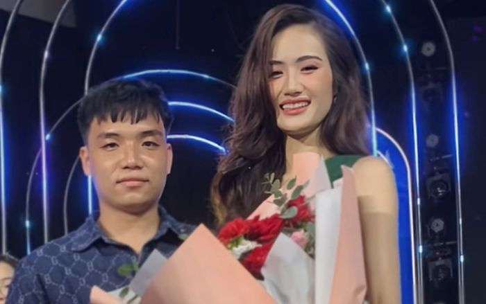 Ý Nhi thể hiện sự chung thuỷ với bạn trai chỉ với một hành động