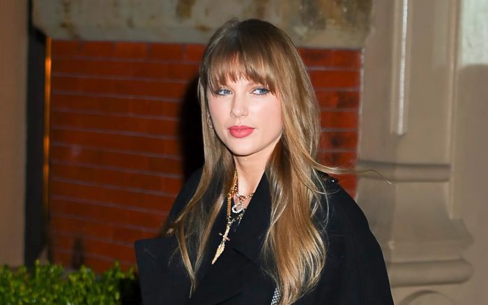 Taylor Swift bị khởi kiện