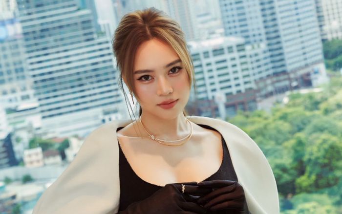 Ninh Dương Lan Ngọc vẫn chưa dứt chuyện cũ