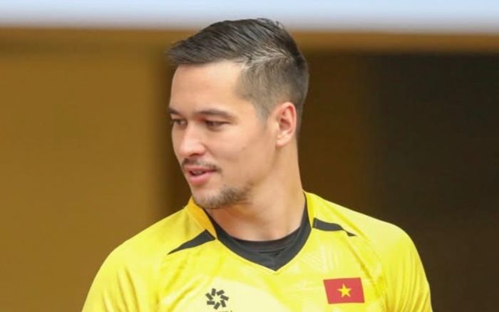 Lựa chọn bất ngờ với thủ môn Nguyễn Filip