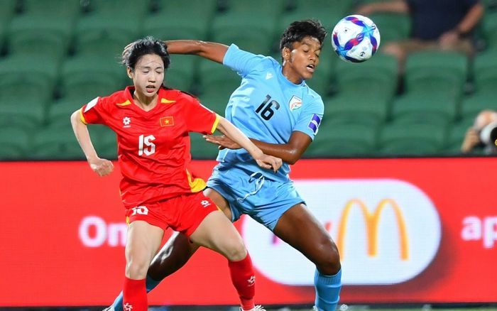 HLV Mai Đức Chung nói thật lòng về chiến thắng của tuyển nữ Việt Nam