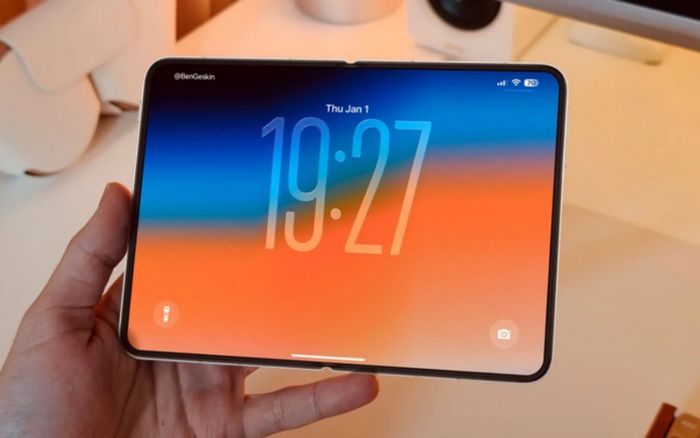 Cơn sốt với iPhone gập