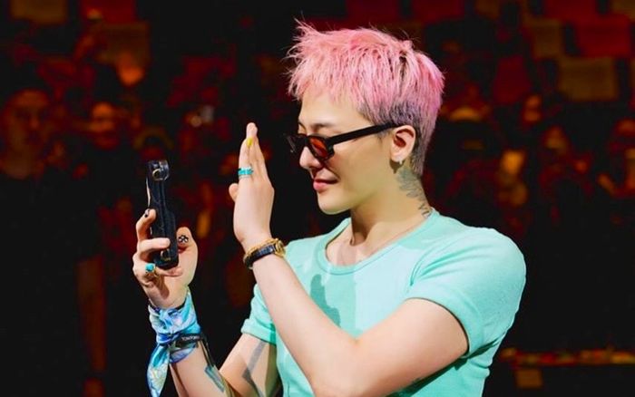 Hé lộ của đối thoại giữa G-Dragon với mẹ, thái độ gây bất ngờ