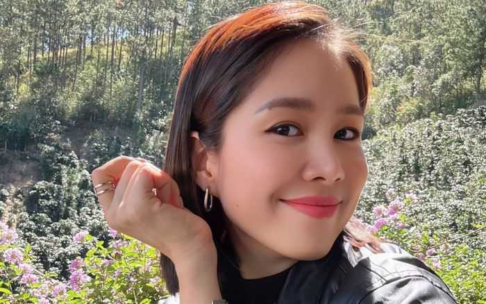 Lê Phương khoe vẻ đẹp dịu dàng, khán giả nhận ra điều liên quan Quý Bình