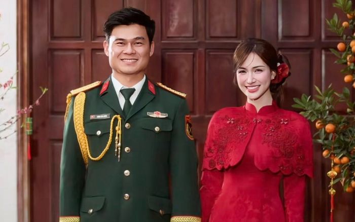 Khán giả chúc mừng hạnh phúc cho Hòa Minzy