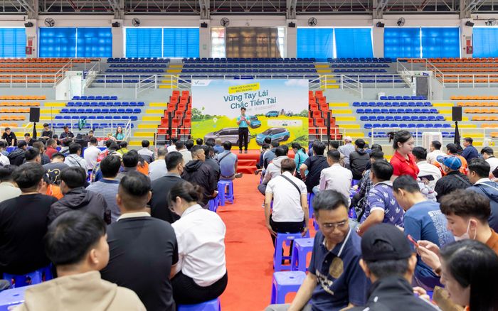 Rộn ràng Ngày hội tuyển dụng Bác Tài Xanh: Vững Tay Lái - Chắc Tiền Tài tại TP.HCM