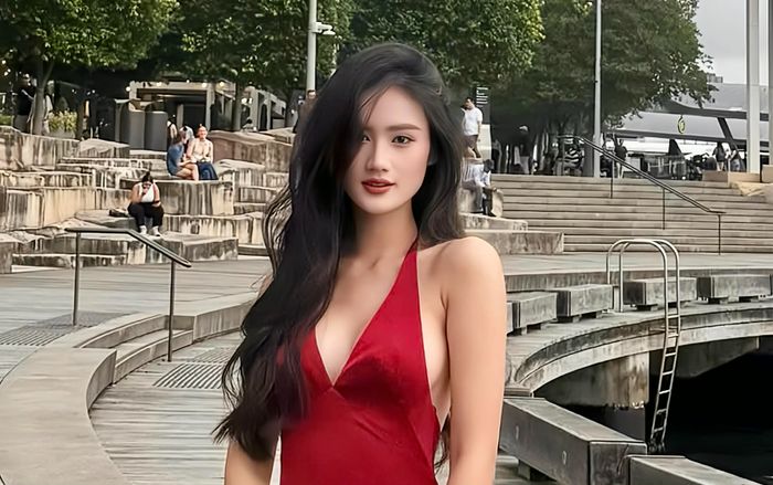 Hoa hậu Ý Nhi quyến rũ ở Úc