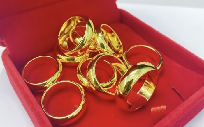 Giá vàng hôm nay (8/3): Vàng nhẫn ở thương hiệu nào gây choáng nhất?