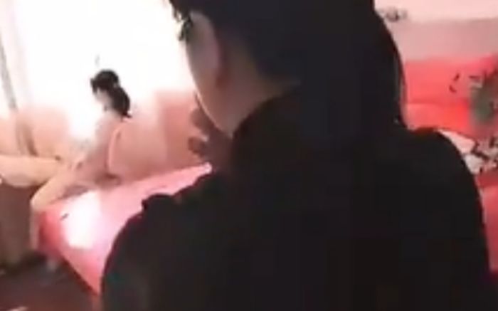 Đến nhà người phụ nữ sửa khóa, người thợ bàng hoàng khi chứng kiến cảnh tượng trước mắt