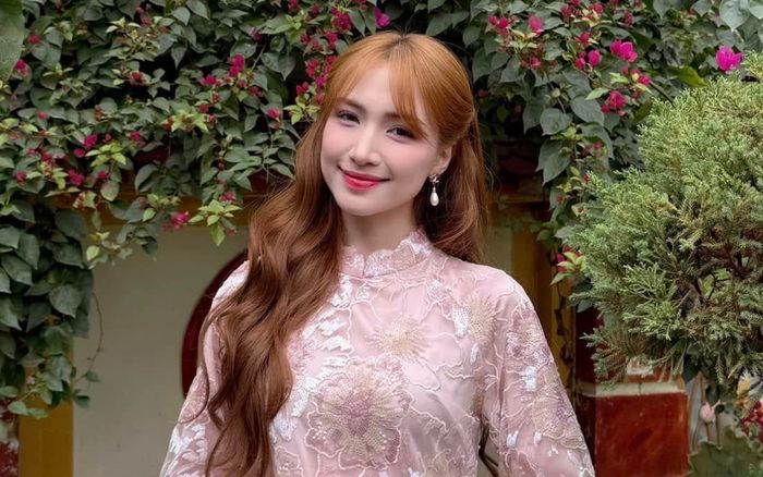 Hòa Minzy nói gì về chuyện đã sinh con gái?