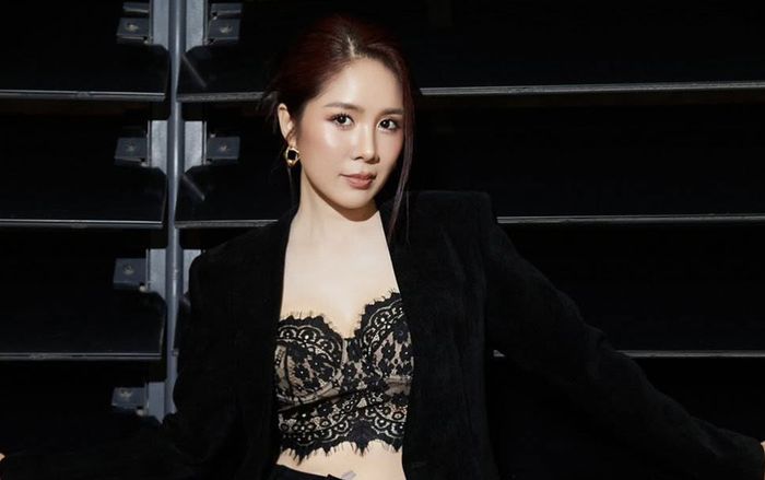 Lê Phương táo bạo ở tuổi 41