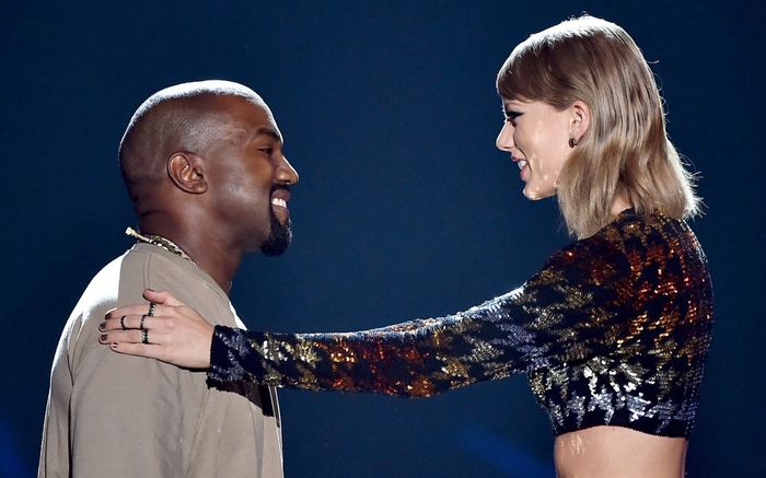 Kanye West công khai xin lỗi Taylor Swift?