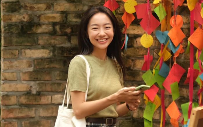 Mê mẩn với nhan sắc chuẩn 'nàng thơ' của nữ chính phim Đồng Hồ Đếm Ngược