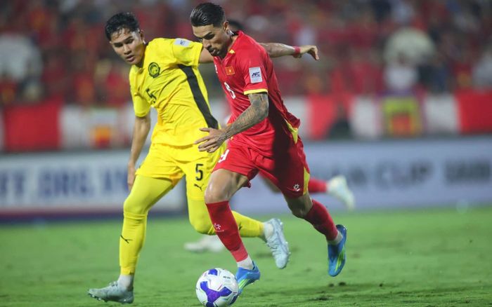 Đẳng cấp của Đỗ Hoàng Hên nâng tầm tuyển Việt Nam