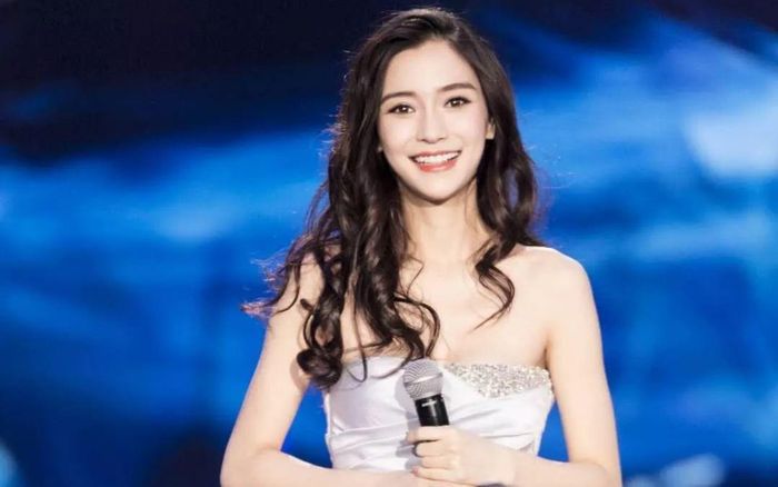 Angelababy tái xuất âm nhạc sau 10 năm