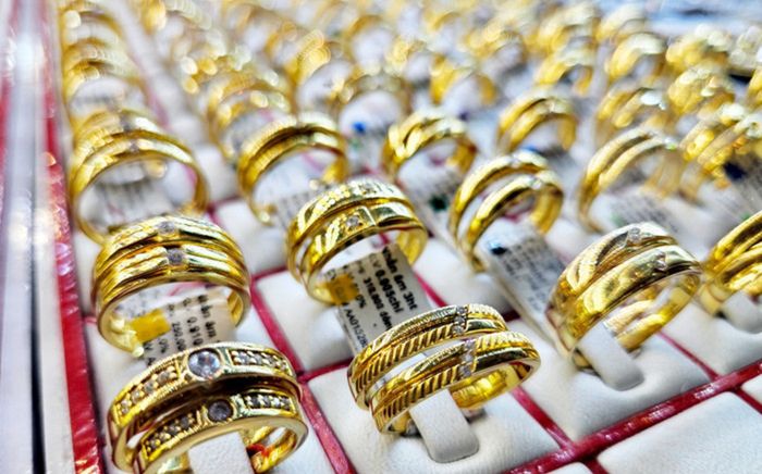 Giá vàng chiều nay (1/4): Vàng nhẫn lại tăng mạnh
