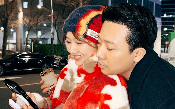 Vợ Anh Đức nói về cảnh Trấn Thành tình tứ với Hari Won