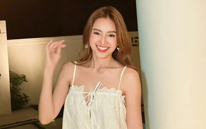 Một nam thần Vbiz tung khoảnh khắc thân mật bên Ninh Dương Lan Ngọc