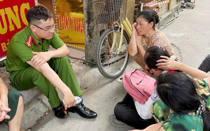 Hành trình 180 phút đưa nữ sinh lạc đường trở về an toàn trong vòng tay người thân