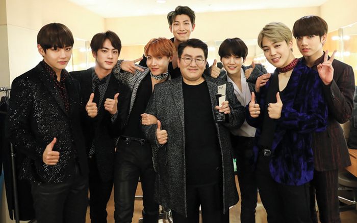 Bang Si Hyuk bị phản đối vì can thiệp sâu vào concert của BTS