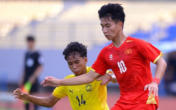 CĐV Malaysia phản ứng dữ dội chiến thắng đậm của Việt Nam
