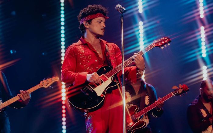 Las Vegas 'đổi tên đường' vinh danh Bruno Mars trong đêm mở màn tour diễn lịch sử