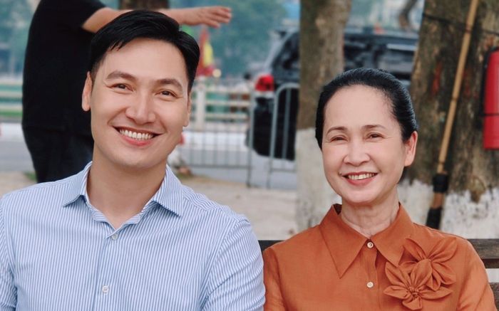 Mạnh Trường hội ngộ NSND Lan Hương