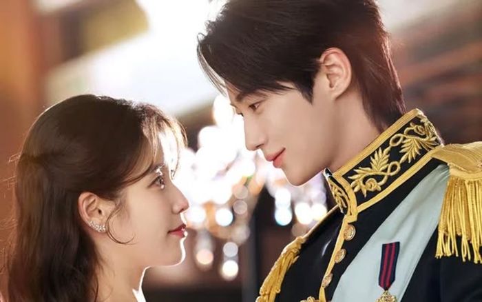 IU và Byeon Woo Seok tái hợp bùng nổ trong Perfect Crown