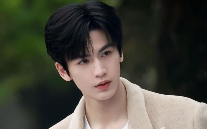 Trương Lăng Hách bị thay thế