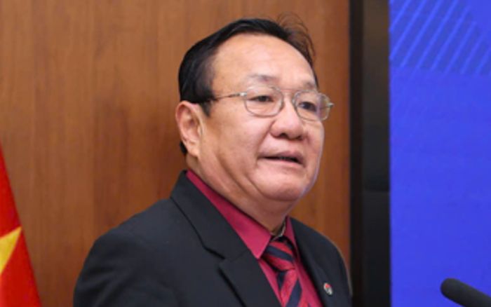 Áp lực quá lớn cho người thay HLV Mai Đức Chung