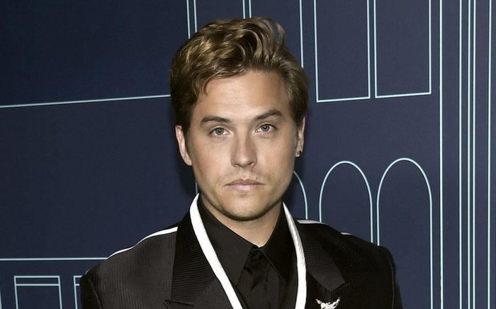 Nam diễn viên Dylan Sprouse bị trộm đột nhập nhà riêng