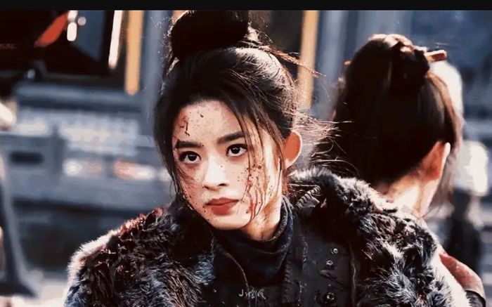 Nữ chính Băng Hồ Trong Sinh gây tranh cãi vì tạo hình