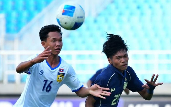 CĐV Thái Lan phản ứng khi bị Lào loại