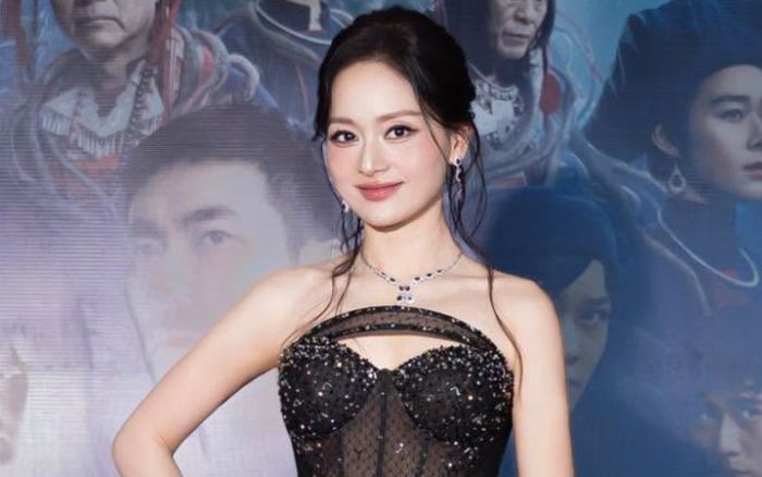 Phim kinh dị của Lan Phương vượt mốc 50 tỷ đồng chỉ sau 3 ngày